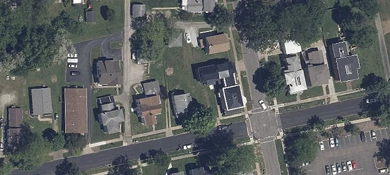 Larwill St