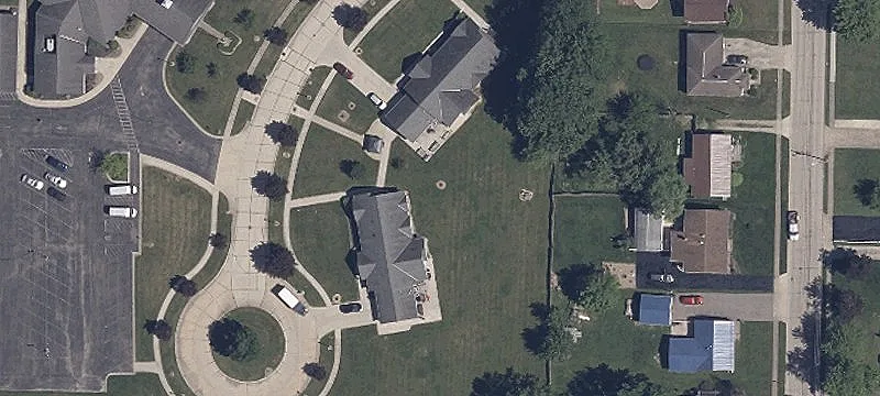 100 Weber Ct