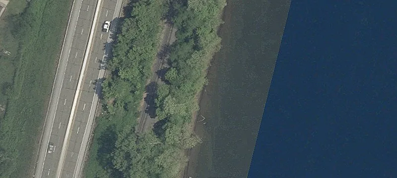 Riverside Dr