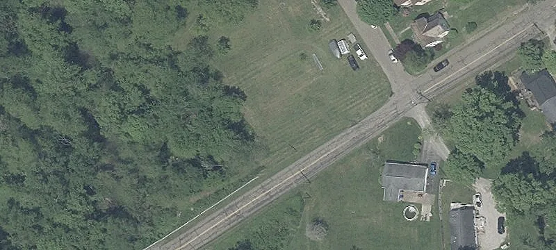 Woodland Ave