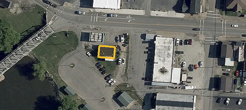 284 Main St