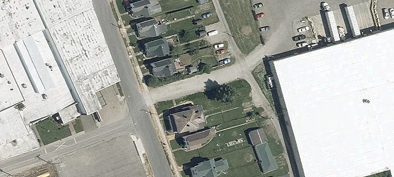 502 Maple Ave