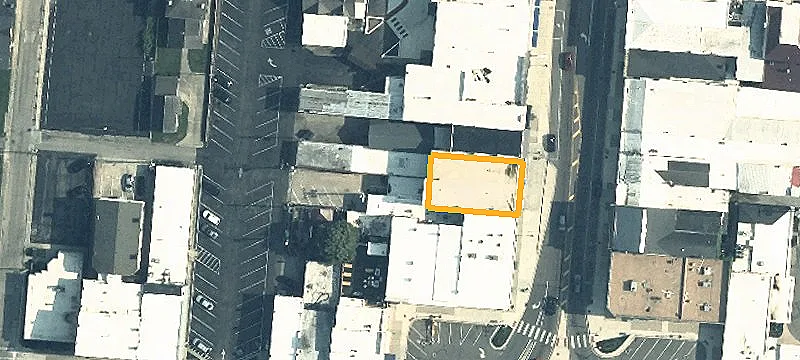 112 Main St