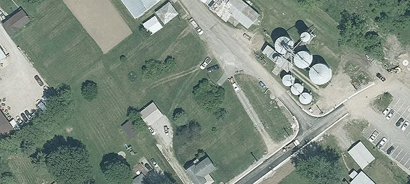Trak St
