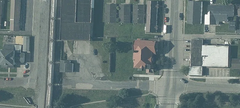 1152 Dr James F Scott Pl