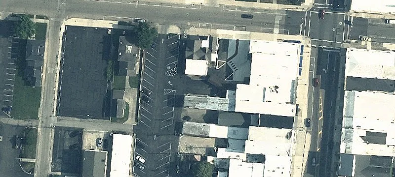 122 Main St