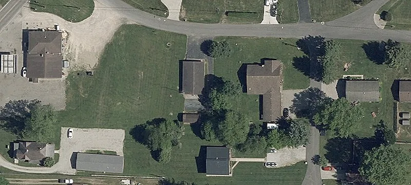 Elm Dr