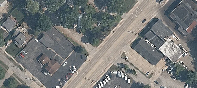 Mentor Ave