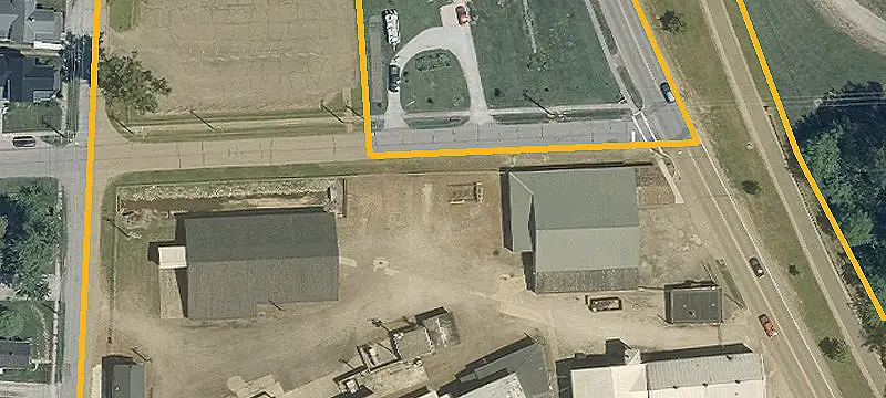 Tuttle Ave