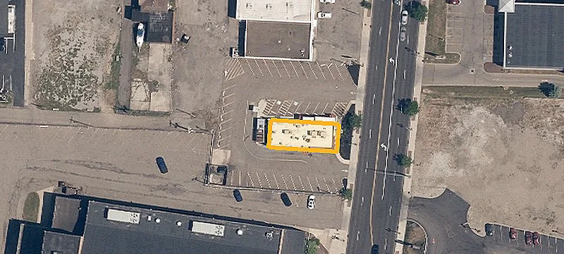 1125 Market N Ave