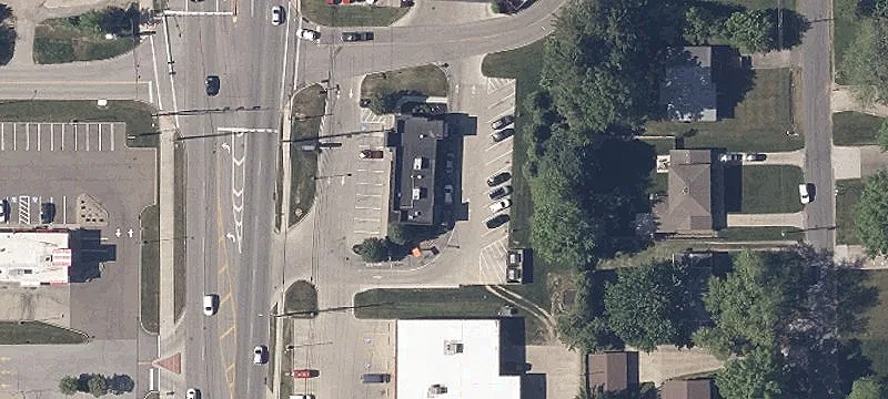 809 High St