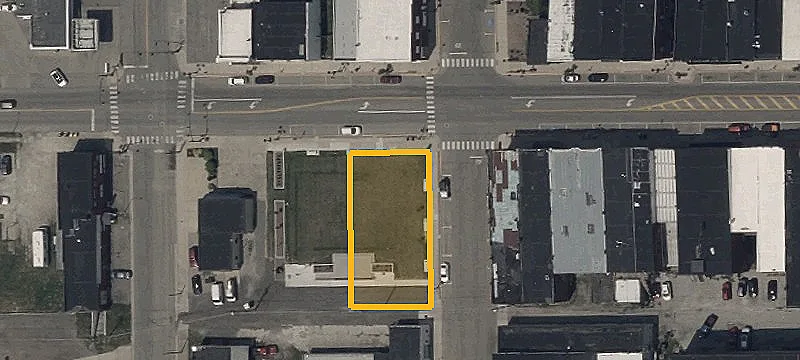 400-404 Main St