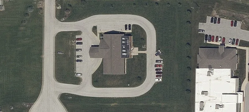 100 Pinnacle Dr