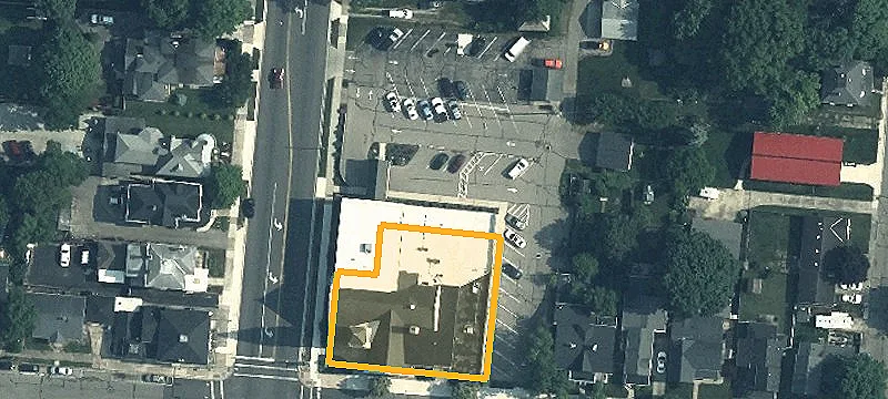 401 Main St