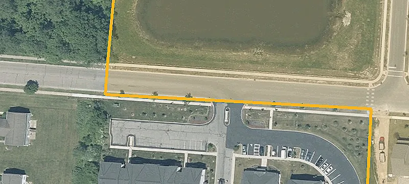 201 Courtright E Rd