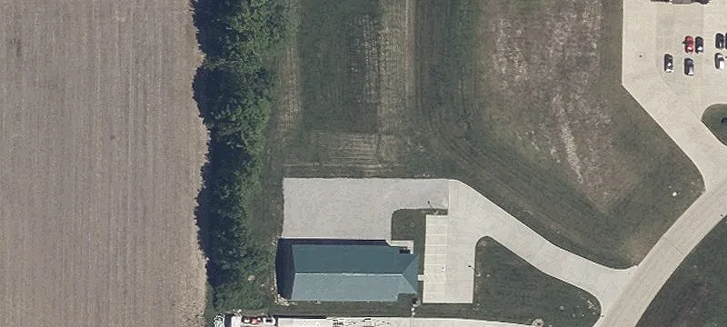 1084 Lear Industrial Pkwy