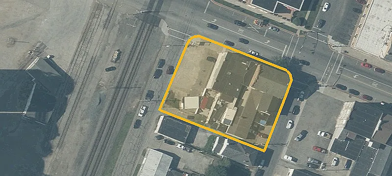 215 Main St