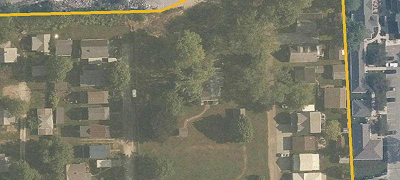 5683 Lk E Rd