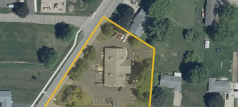 122 Columbus Rd