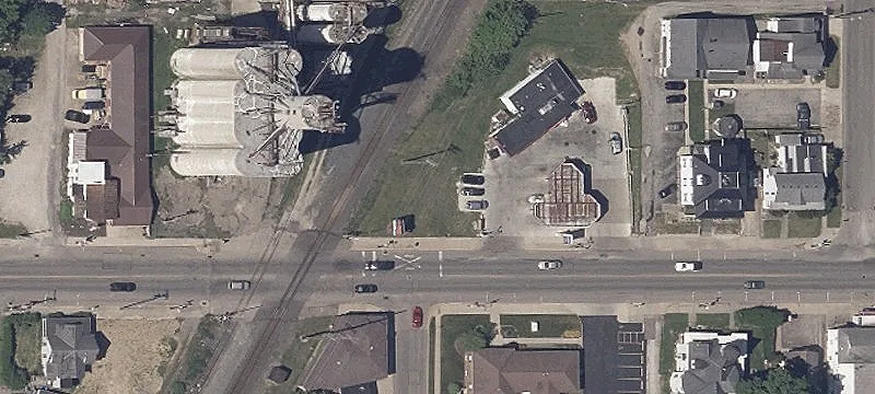 Main St
