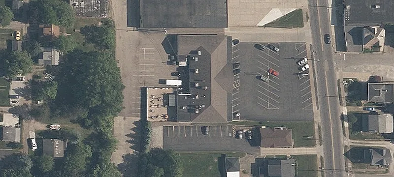 2337 Un Ave