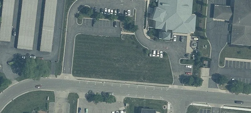 Edgebrooke Dr