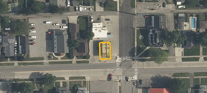 419 Main St