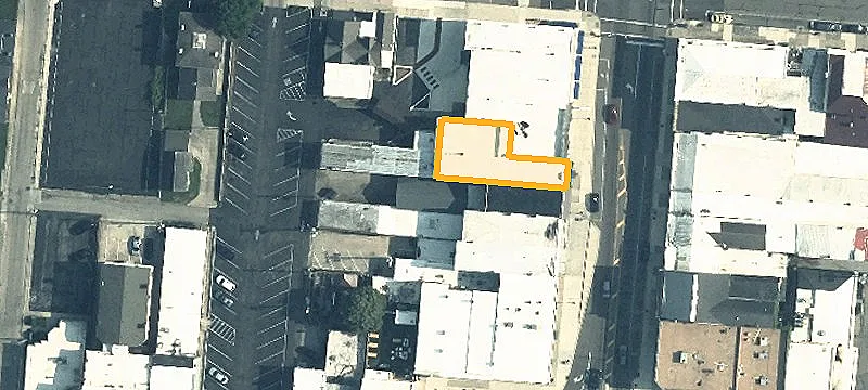 114 Main St