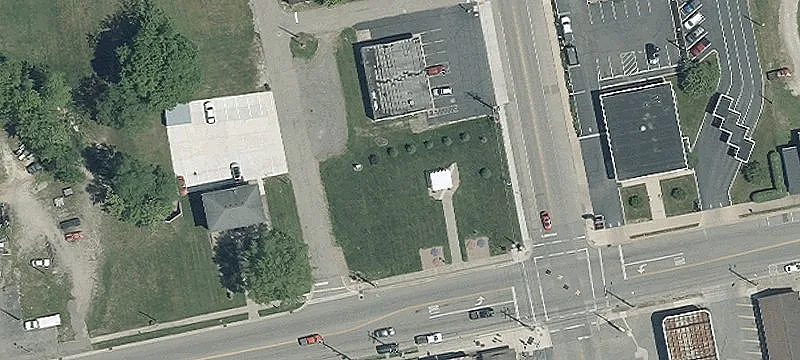 Main St