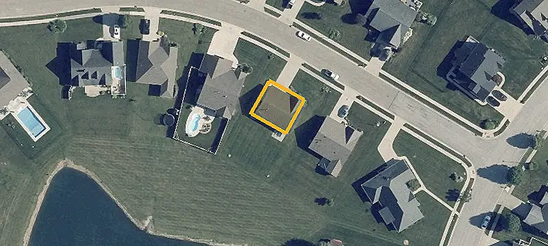 2309 Whitetail Ln