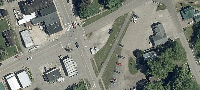 Main St