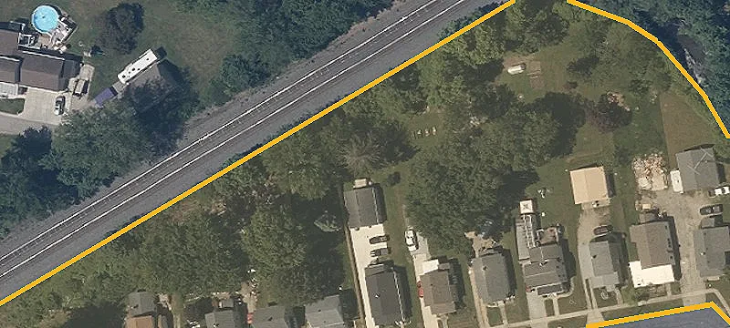 185 Woodlawn Ave