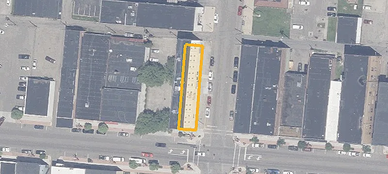 4 Main St