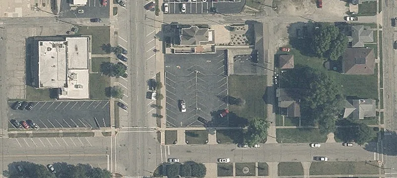 302 Main Ave