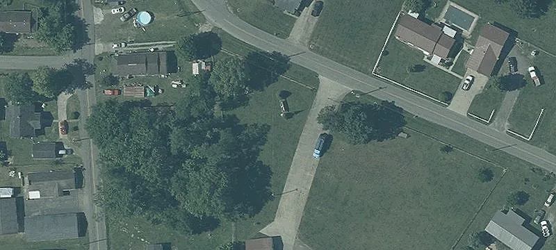 1362 Calverts Ln
