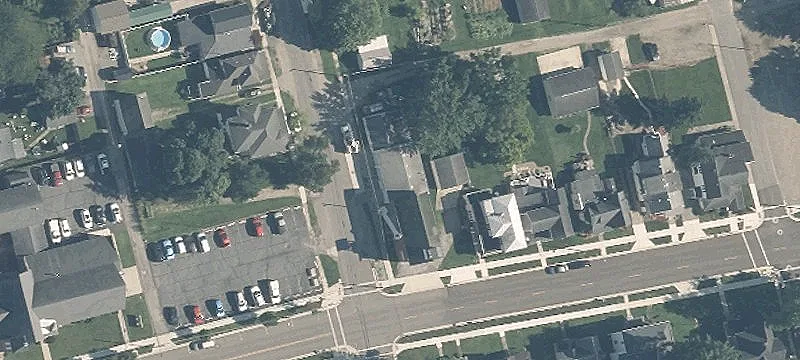 300 Water St
