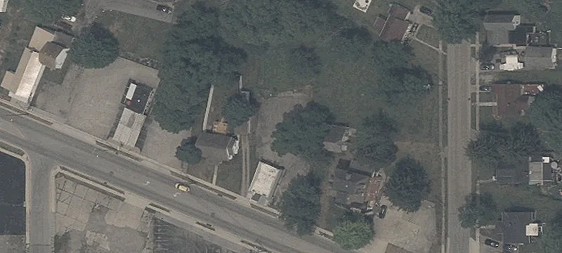 825 Main St