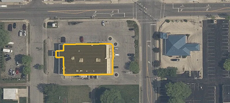 305 Main St