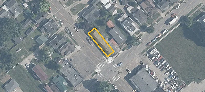 700 2nd Ave