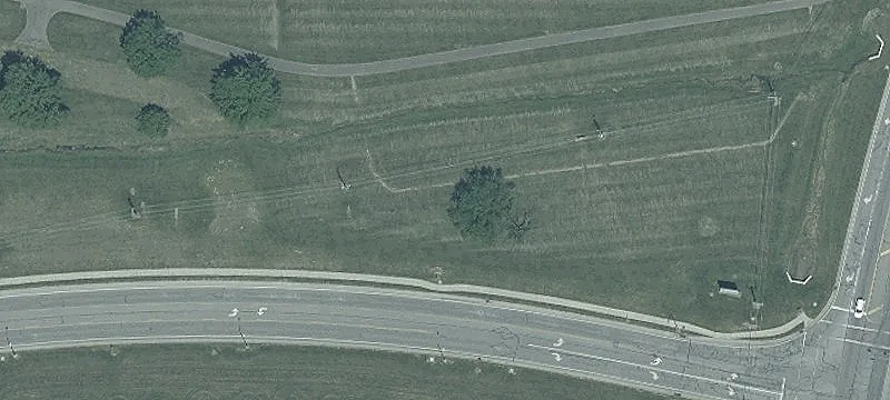 200 Hobart Dr