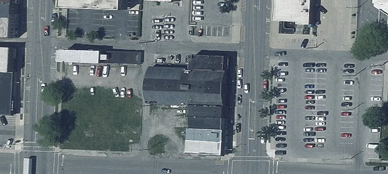 120 Main St