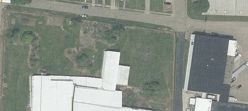 Stewart Ave