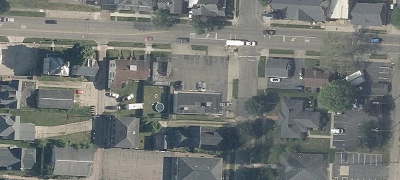 353 Walnut St