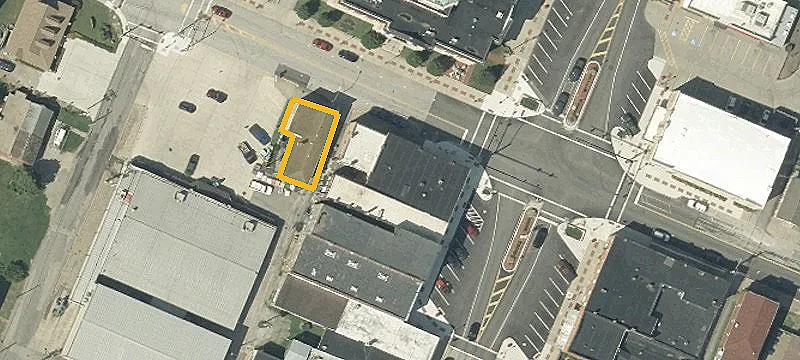 101 Main St