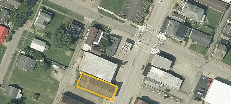 201 Main St