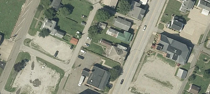 129 Main St