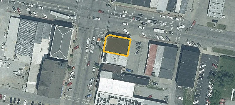 100 High St