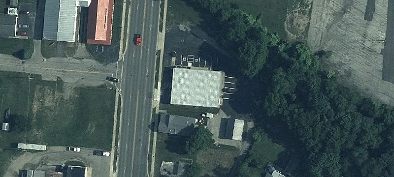 1229 Main St
