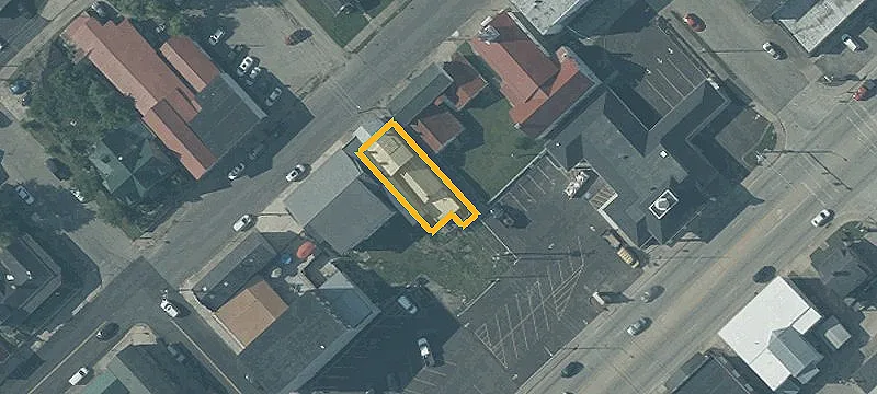 114 12th En St