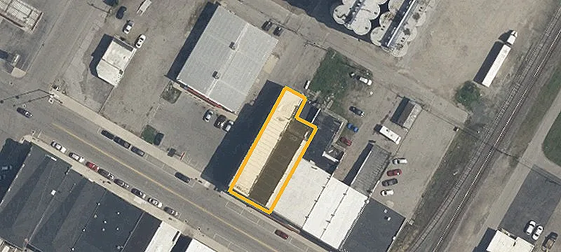 120 Main St